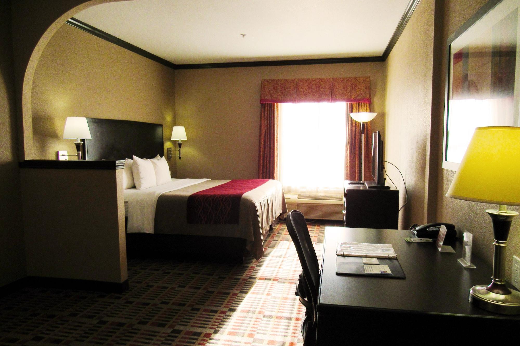 Quality Inn & Suites Lubbock Exterior foto