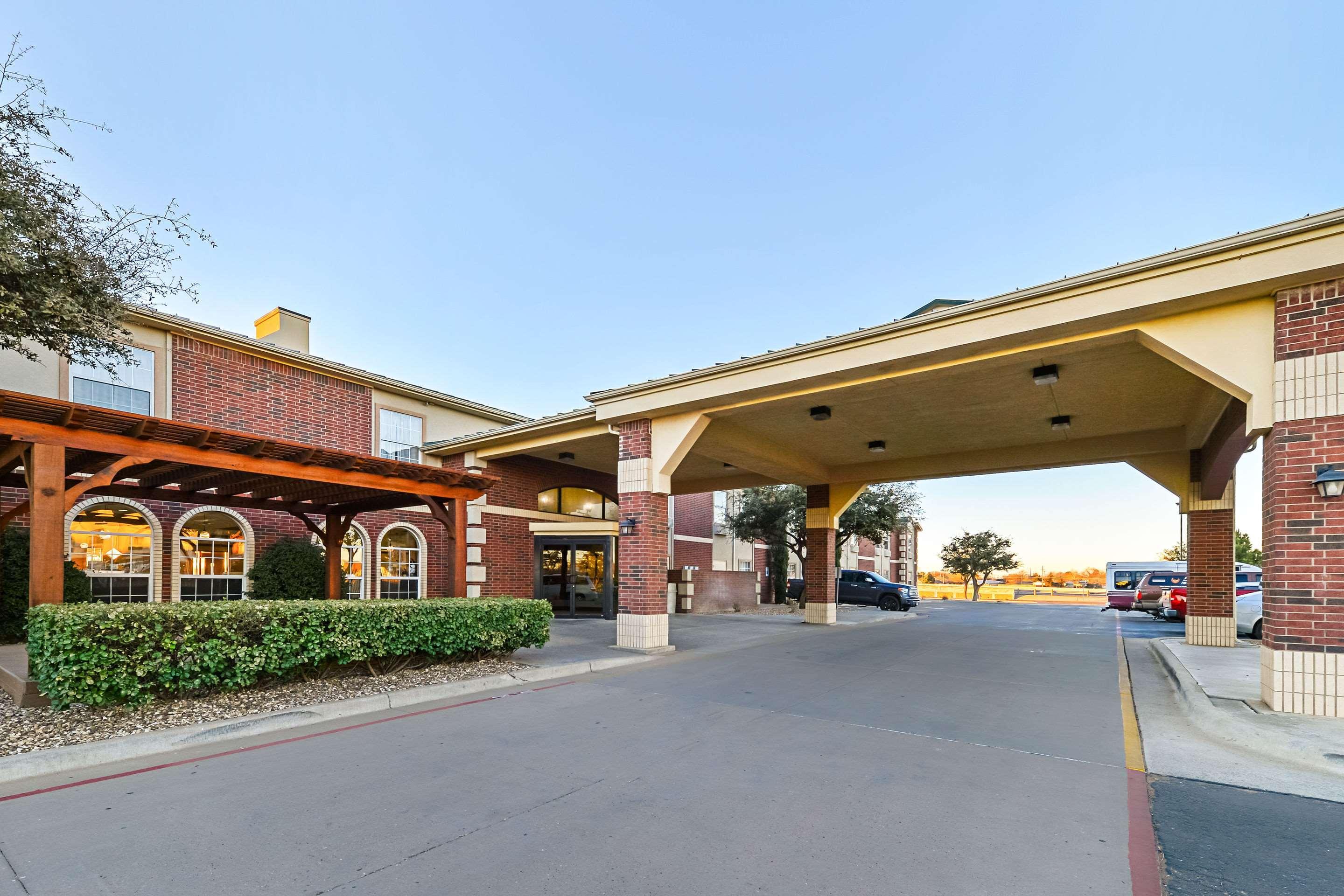 Quality Inn & Suites Lubbock Exterior foto