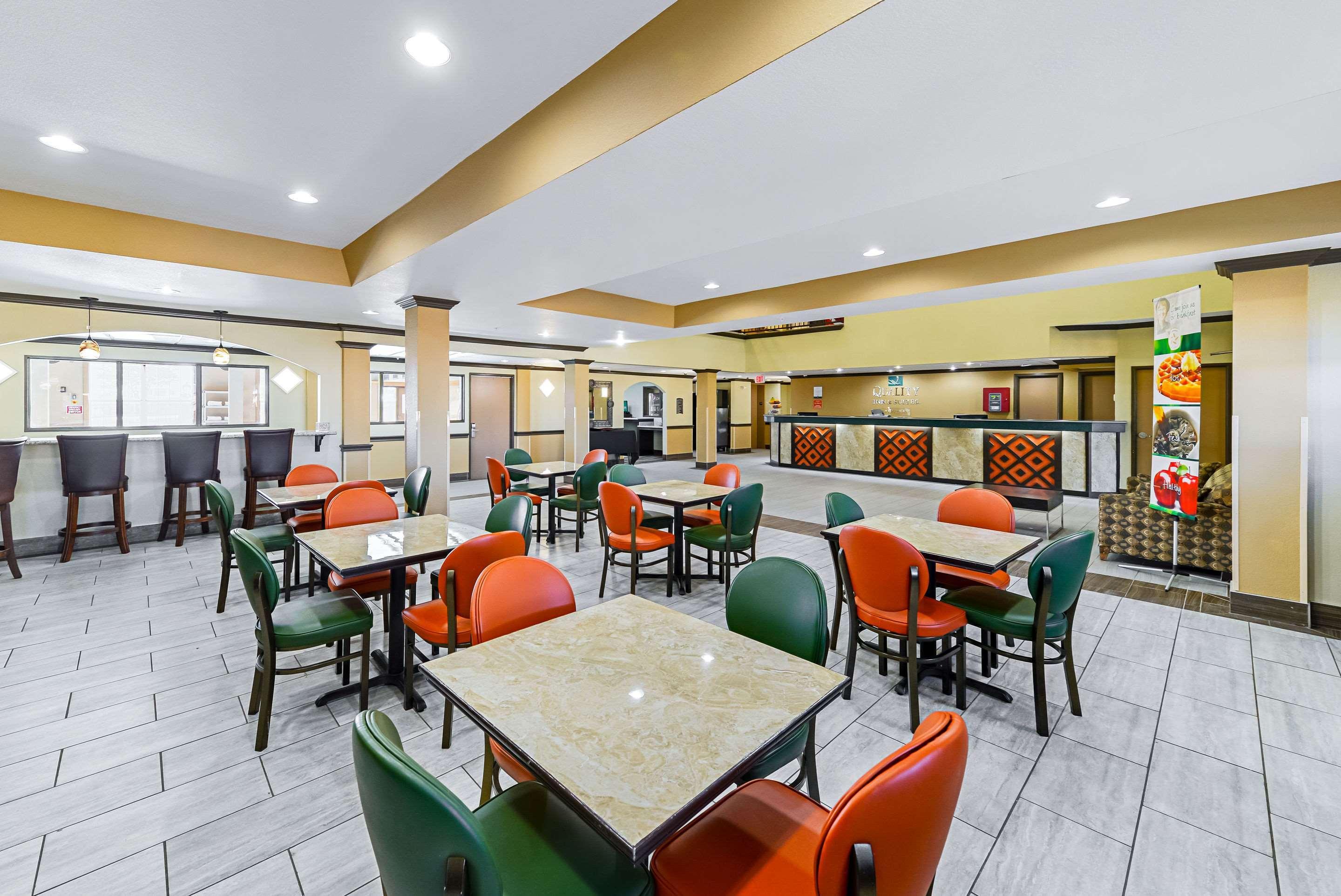 Quality Inn & Suites Lubbock Exterior foto